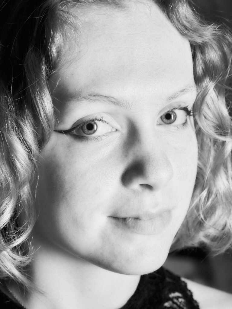 Lucie portrait N&B 1