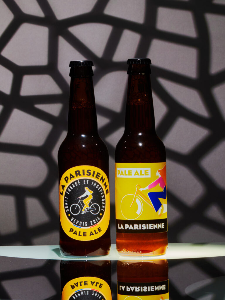 Bières artisanales La Parisienne Pale Ale packshot duo - Photographe boissons Île-de-France